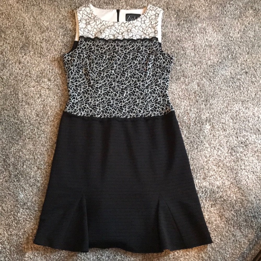 🍀 Alex Evenings Dress (14)